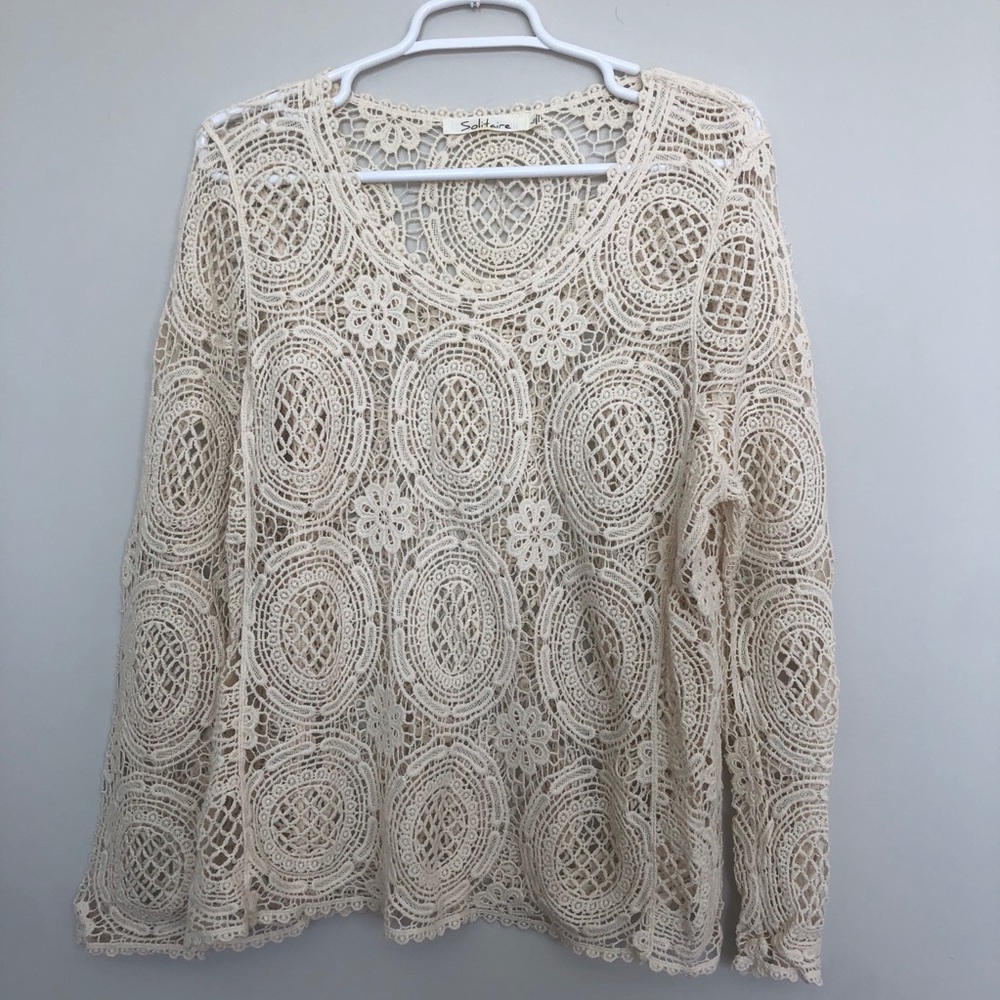 Solitaire Lace Crochet Blouse, L